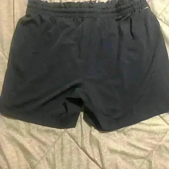 Mondetta Ladies' Woven Stretch Short Moisture Wicking Pull On Size XL NWOT - Picture 2 of 5